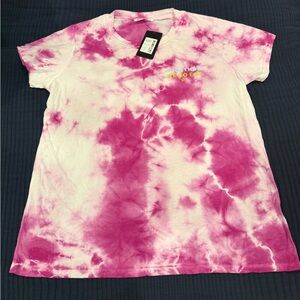 NWT Peloton XL Fuschia tie-dye short sleeve t-shirt